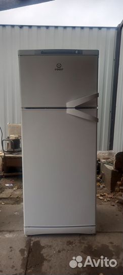 Холодильник Индезит