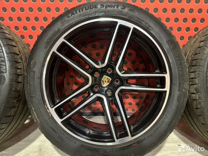 Диски с резиной Porsche Macan R20