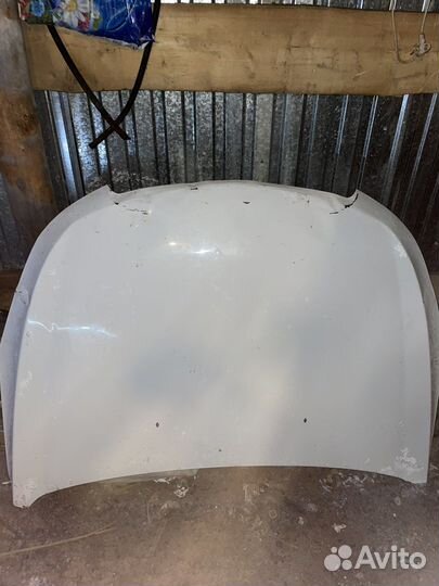 Капот на chevrolet cruze