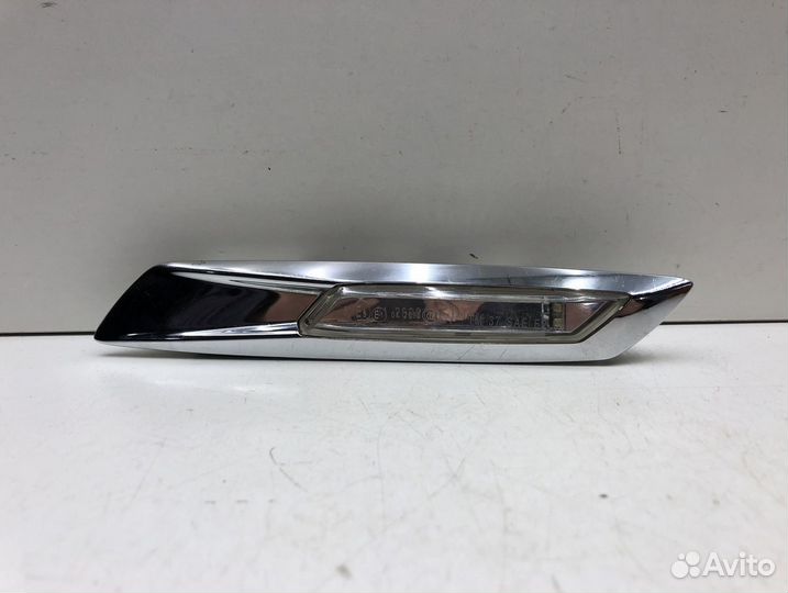 Повторитель на крыло правый Bmw 5-серия F10 2009-2