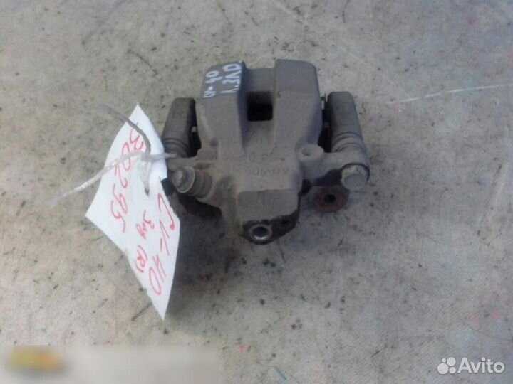 Суппорт задний правый Toyota Camry XV40 2006-2011