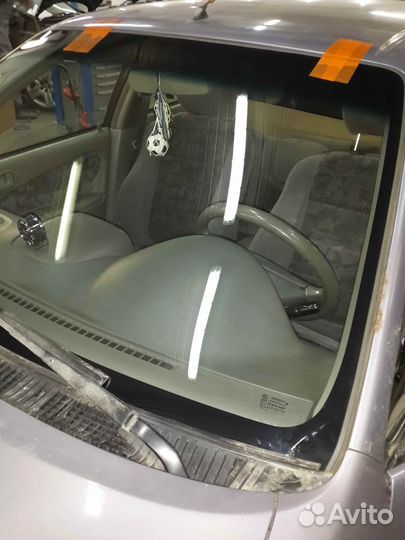 Стекло mercedes E-class W213 дд+1 камера изменена 03.2020- лобовое стекло 20- шелкография по контрур