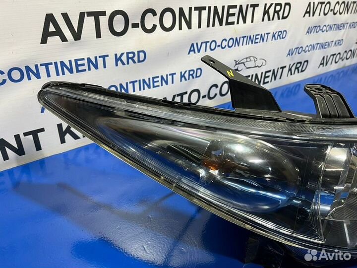 Фара Honda Elysion RR4 J30A