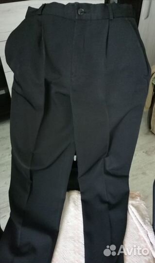 Школьные рубашки и пиджак