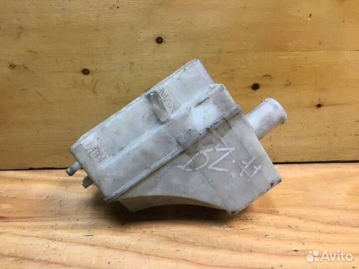 Бачок расширительный Nissan Cube BZ11 CR14DE 2003