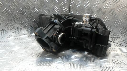 Впускной коллектор дизельный skoda octavia A5 (6BN