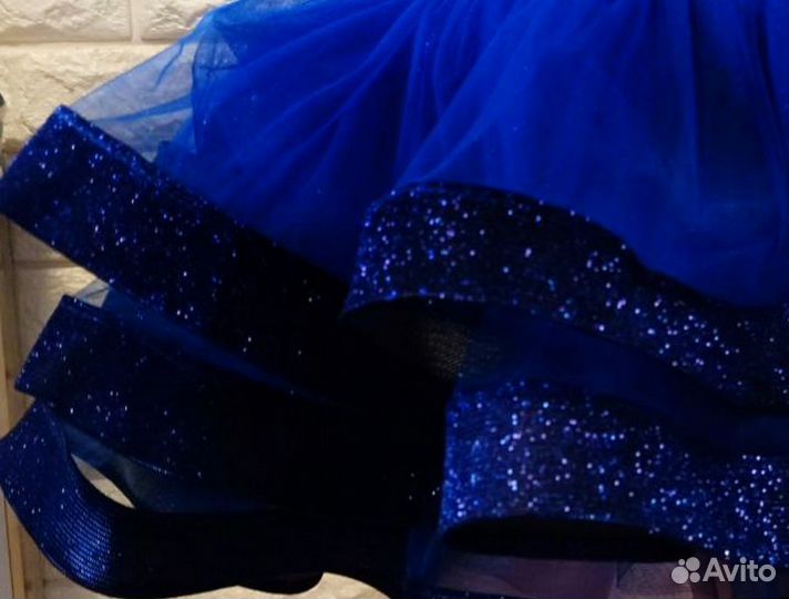 Нарядное очень пышное платье (92,98,104,110) Новое
