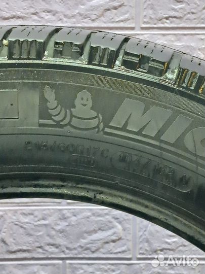 Michelin Agilis Alpin 215/60 R17C 104H