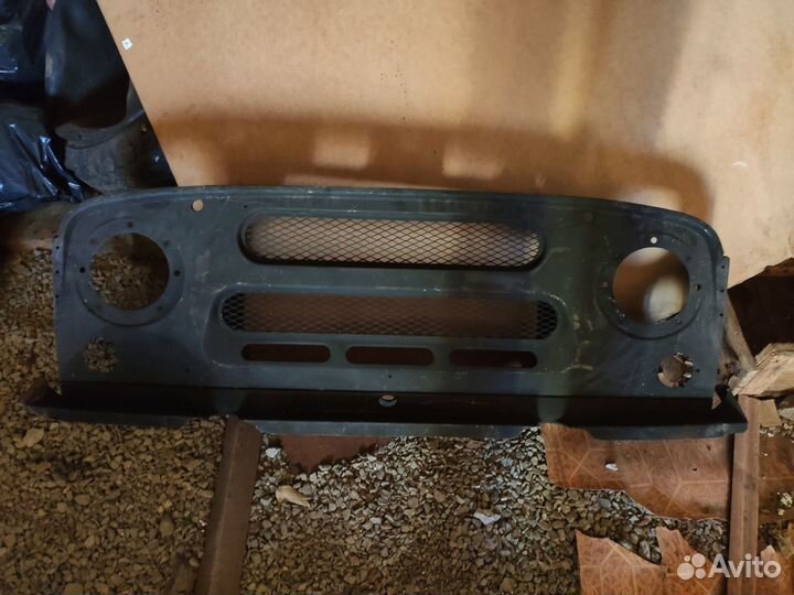 Решетка радиатора