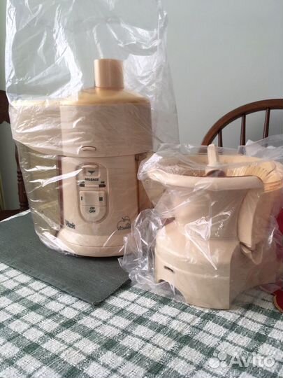 Соковыжималка новая в упаковке