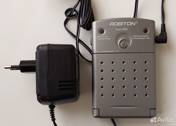 Зарядное устройство Robiton SMART S800