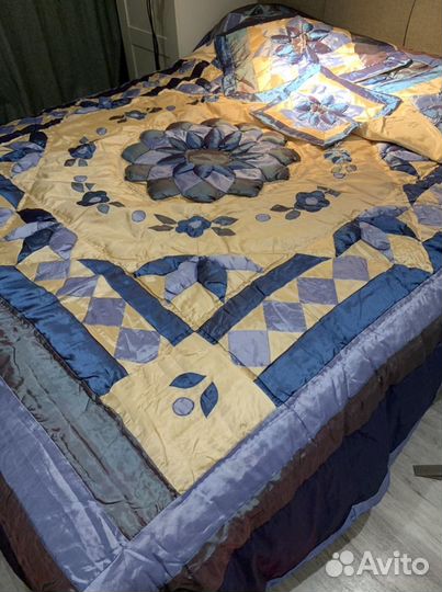 Покрывало с наволочками Турция