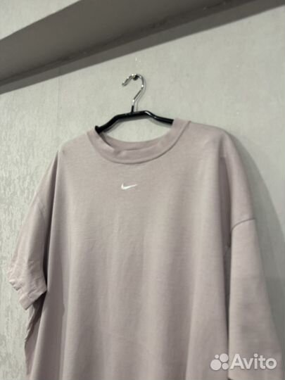 Футболка nike swoosh