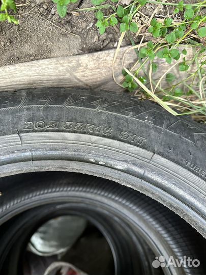 Bridgestone Blizzak Ice 205/55 R16
