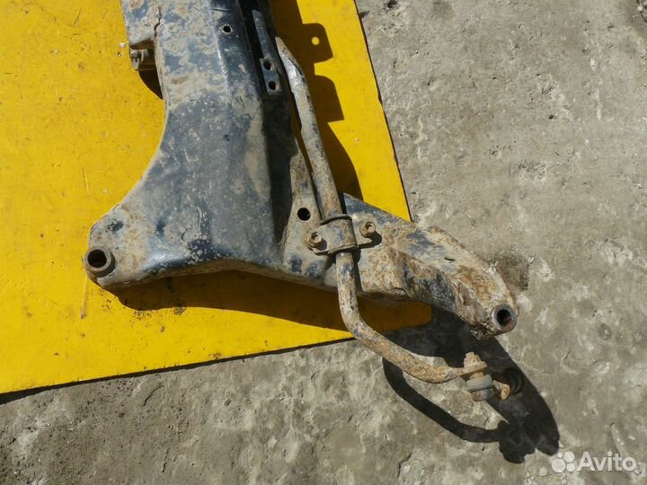 Подрамник передний для Nissan Almera N16