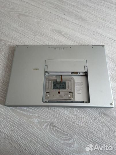 Apple MacBook Pro 17 2008