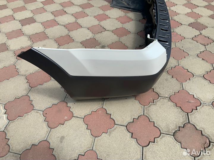 Задний бампер на Киа Мохаве 2008-2016 год