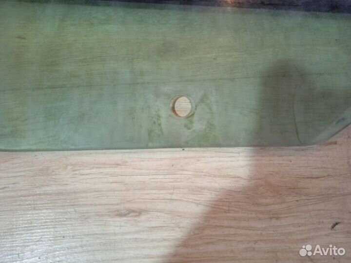 Стекло двери заднее правое Ford Focus 1 1998-2004