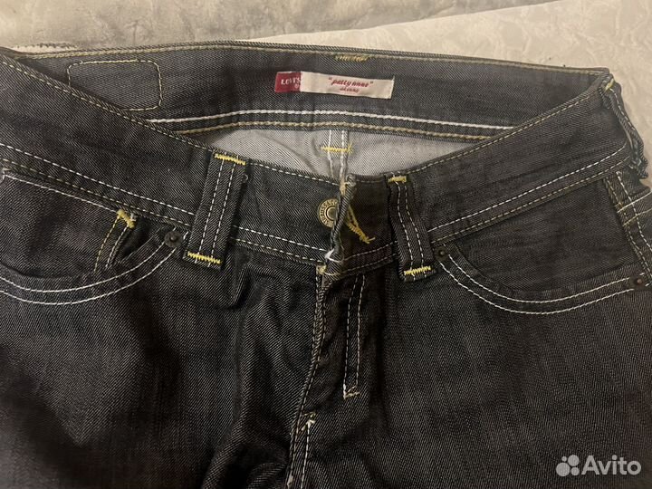 Джинсы levis
