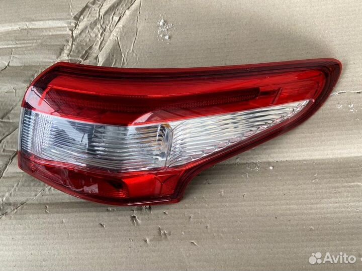 Фонарь задний правый Nissan Qashqai J11 2013-2019
