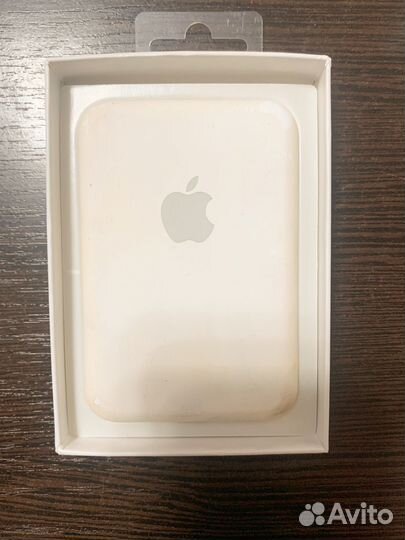 Беспроводная зарядка для айфона