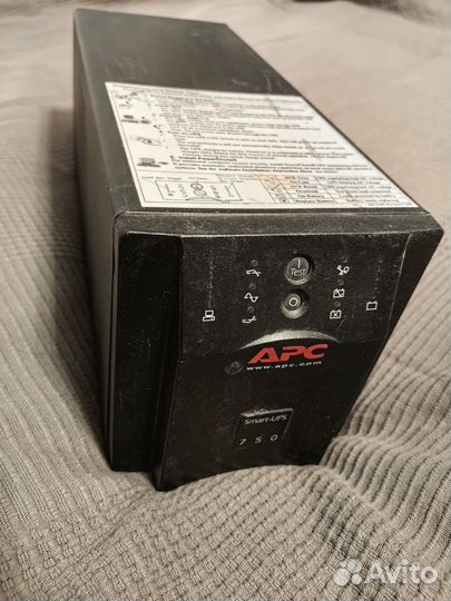 Ибп APC Smart UPS 750