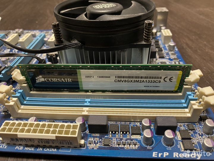 Материнская плата в сборе