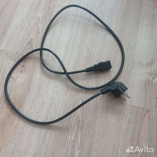 Сетевой кабель для компьютера