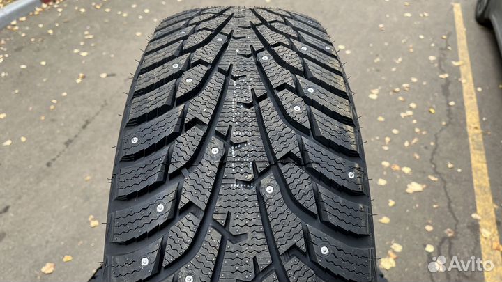 Maxxis NP5 Premitra Ice Nord 215/55 R17 98T