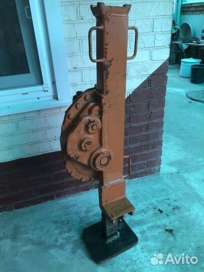 Домкрат реечный 20 тон