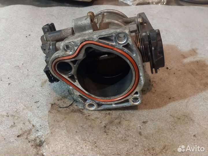 Дроссельная заслонка BMW3 E46