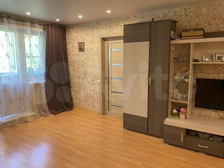 2-к. квартира, 45 м², 5/5 эт.