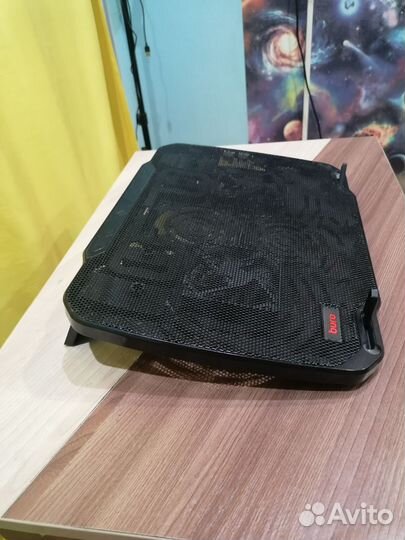 Подставка с охлаждением для ноутбука