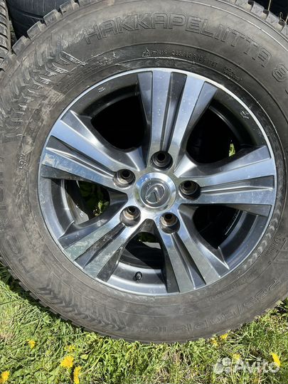 Nokian Tyres Hakkapeliitta 8 SUV 285/60 R18 90H