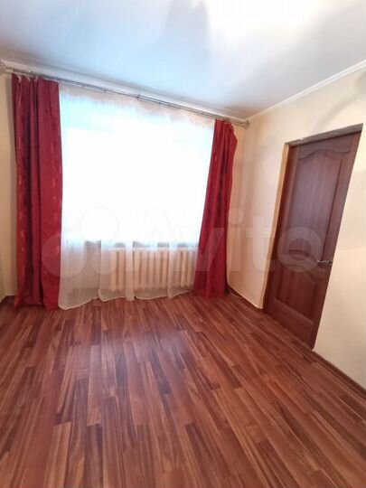 4-к. квартира, 61,5 м², 2/5 эт.