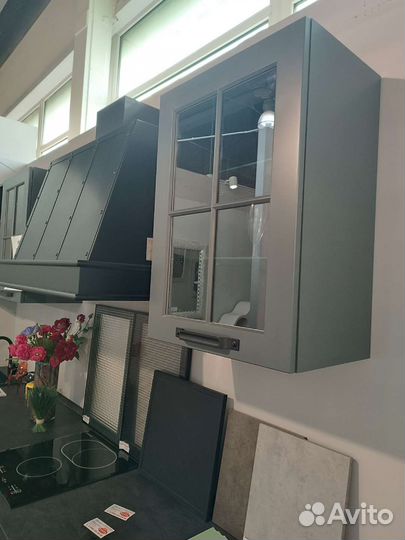 Кухонный гарнитур новый