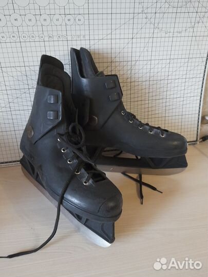 Коньки фигурные 37 размер бу