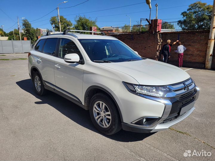 Mitsubishi Outlander 2.0 CVT, 2017, 55 800 км