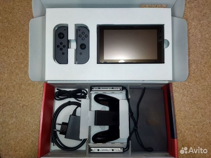 Nintendo Switch Rev.2 + Zelda:Tears of the Kingdom