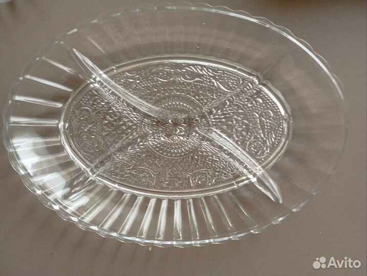 Блюдо менажница овальное новое