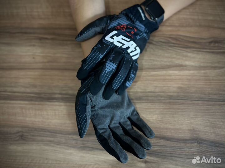 Мотоперчатки Leatt Moto 2.5 WindBlock Glove, Черны