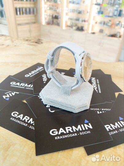 Часы Garmin vivomove Trend,Mist Gray