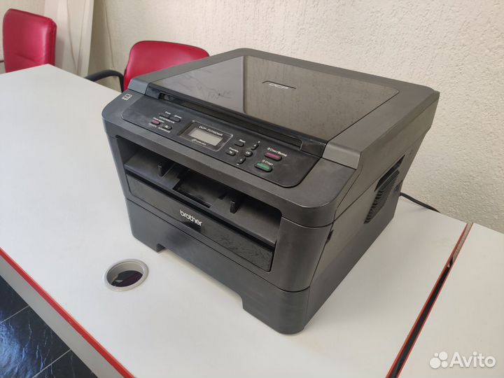 Brother DCP-7070dwr (принтер лазерный+сканер)