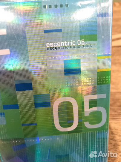 Escentric molecules Escentric 05