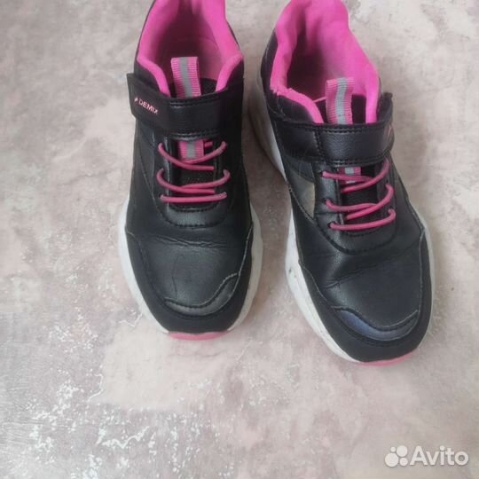 Кроссовки demix 34