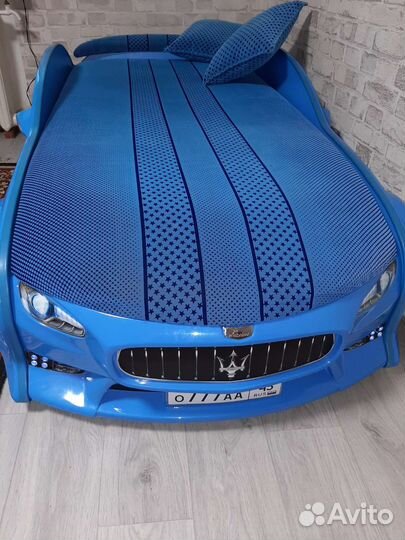 Детская кровать машина с подсветкой