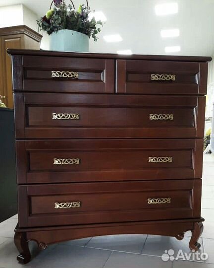 Комод из массива ясеня