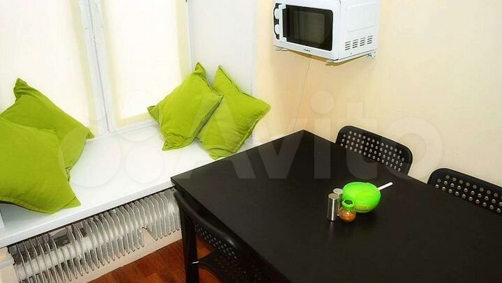 Комната 22 м² в 4-к., 2/10 эт.