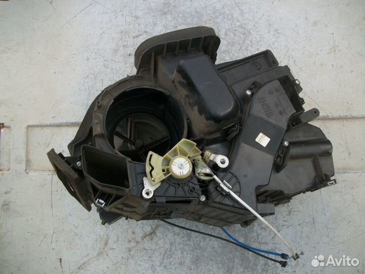 Корпус отопителя Рено Логан 2005 2014