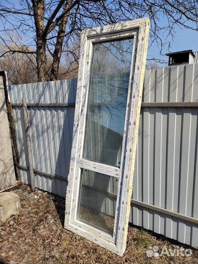 Дверь пластиковая балконная